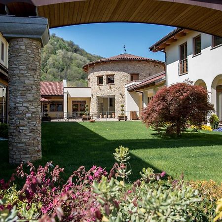 Resort Monviso Sanfront ภายนอก รูปภาพ